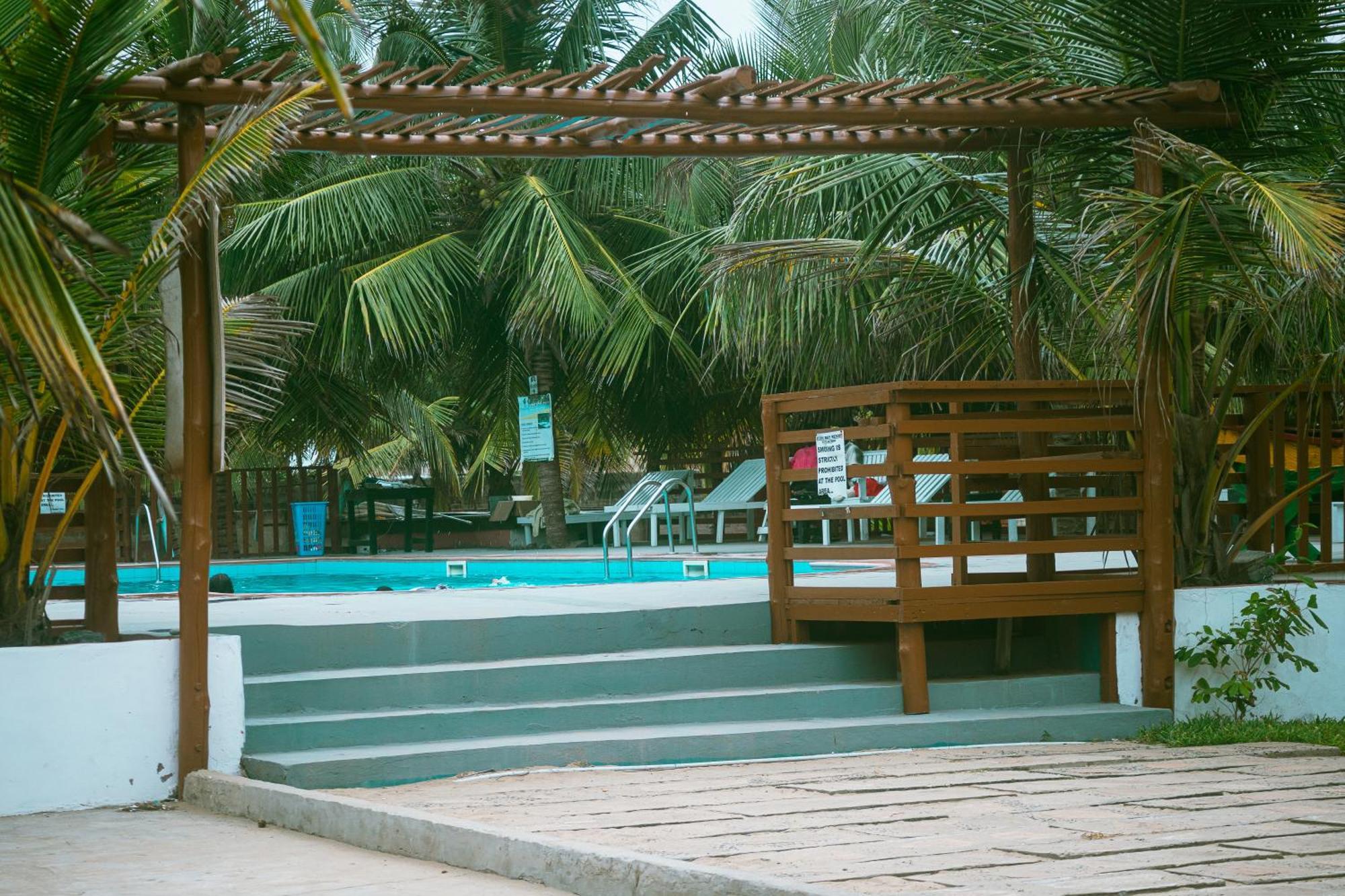 Atlantic Bay Resort, Prampram エクステリア 写真